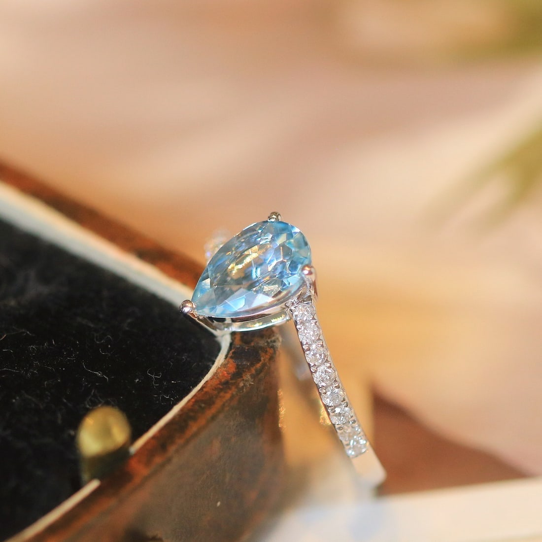 14k Gold 1.31 Ctw Natural Aquamarine & Diamond Ring - 2