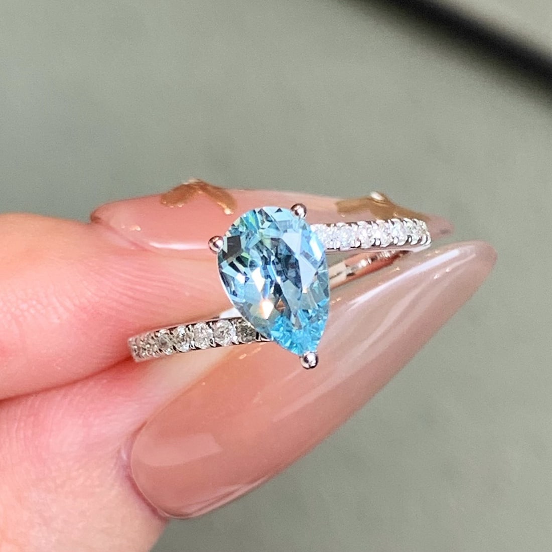 14k Gold 1.31 Ctw Natural Aquamarine & Diamond Ring - 4