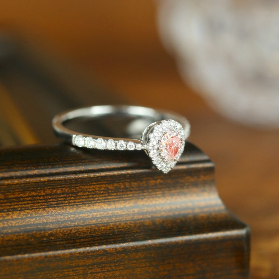 14k Gold 0.06 Ct Natural Pink Diamond & Diamond Ring - 4