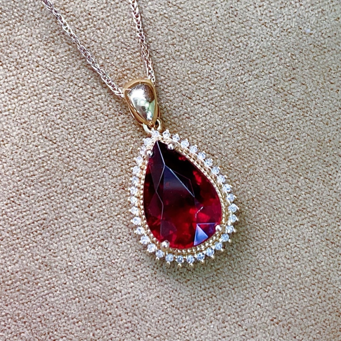 14k Gold 4.52 Ctw Natural Tourmaline & Diamond Pendant( Without Chain )