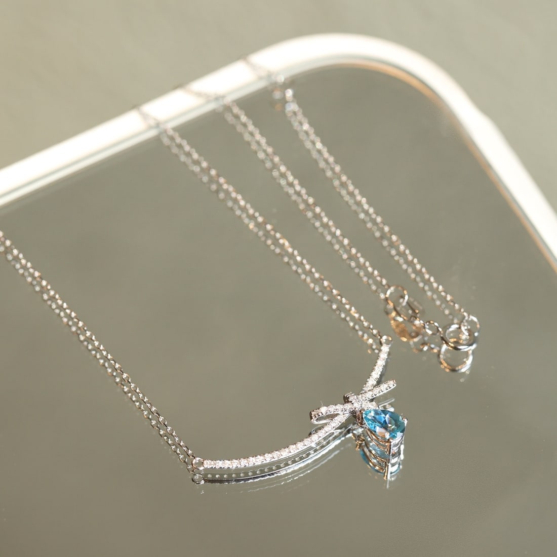 14k Gold 0.62 Ctw Natural Aquamarine & Diamond Necklace - 7
