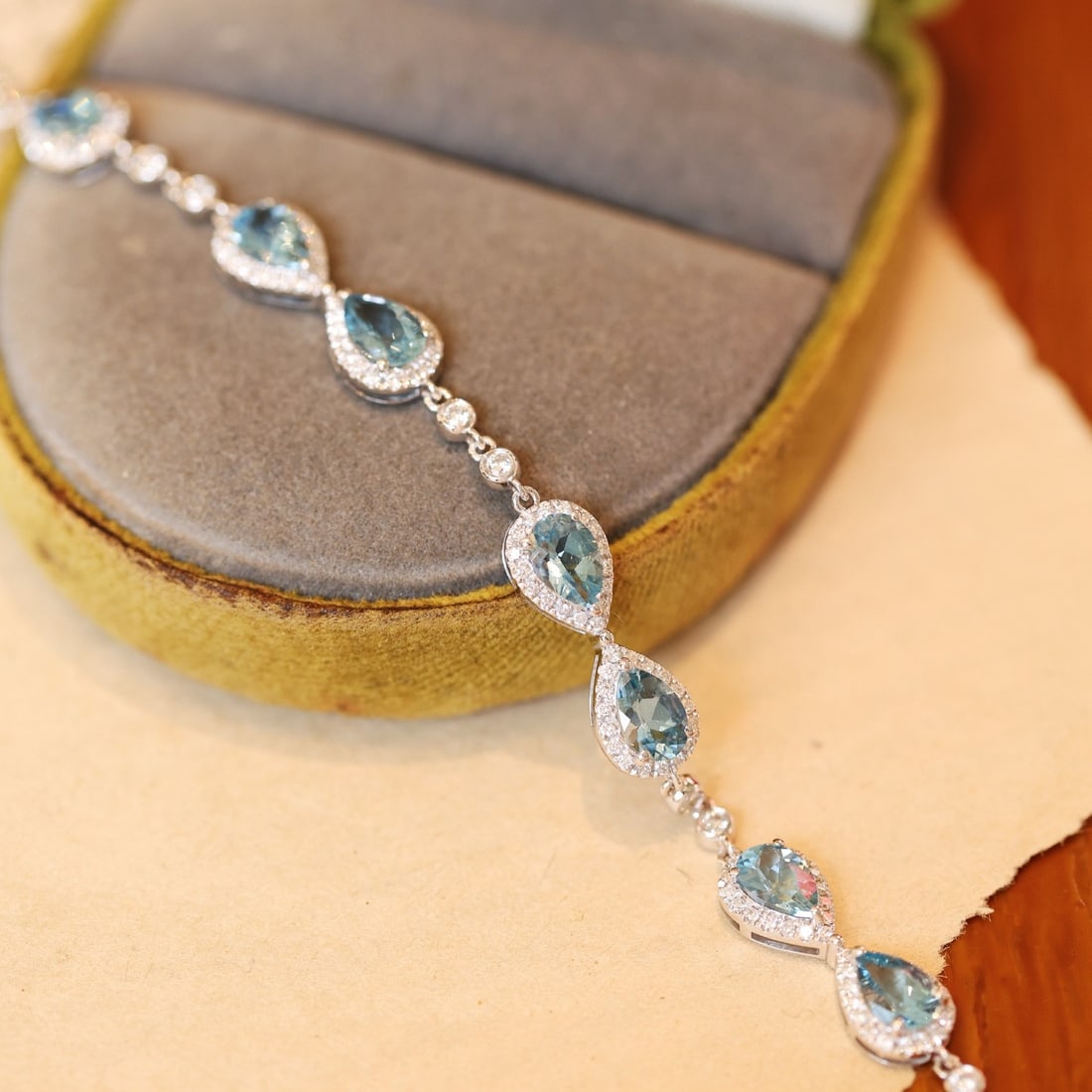 14k Gold 4.08 Ctw Natural Aquamarine & Diamond Bracelet - 3