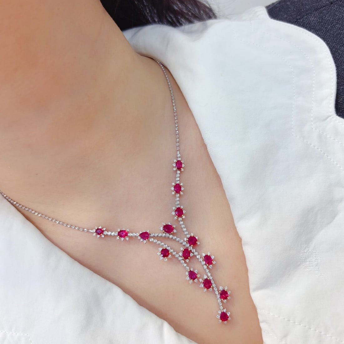 14k Gold 9.00 Ctw Natural Ruby & Diamond Necklace - 3