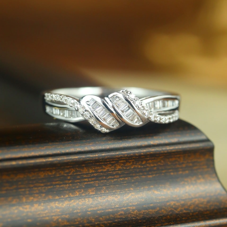 14k Gold 0.35 Ct Natural H Diamond Ring