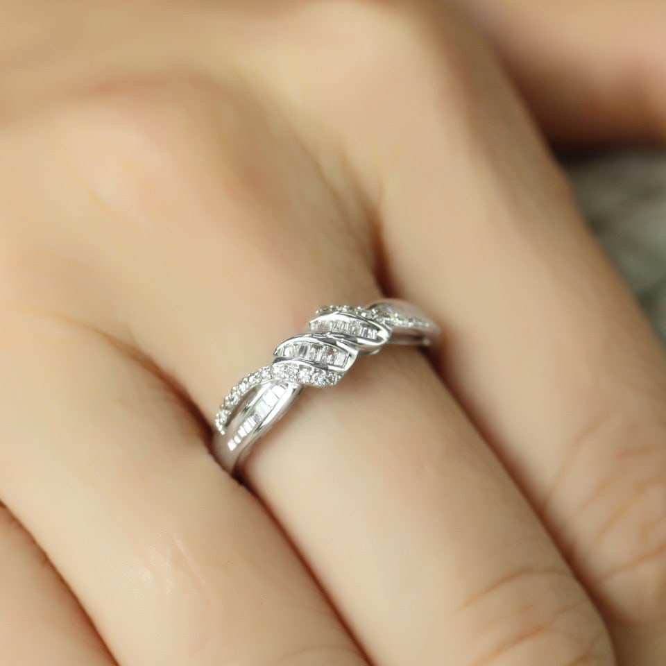 14k Gold 0.35 Ct Natural H Diamond Ring - 6