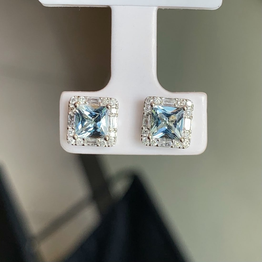 14k Gold 1.45 Ctw Natural Aquamarine & Diamond Earrings - 4
