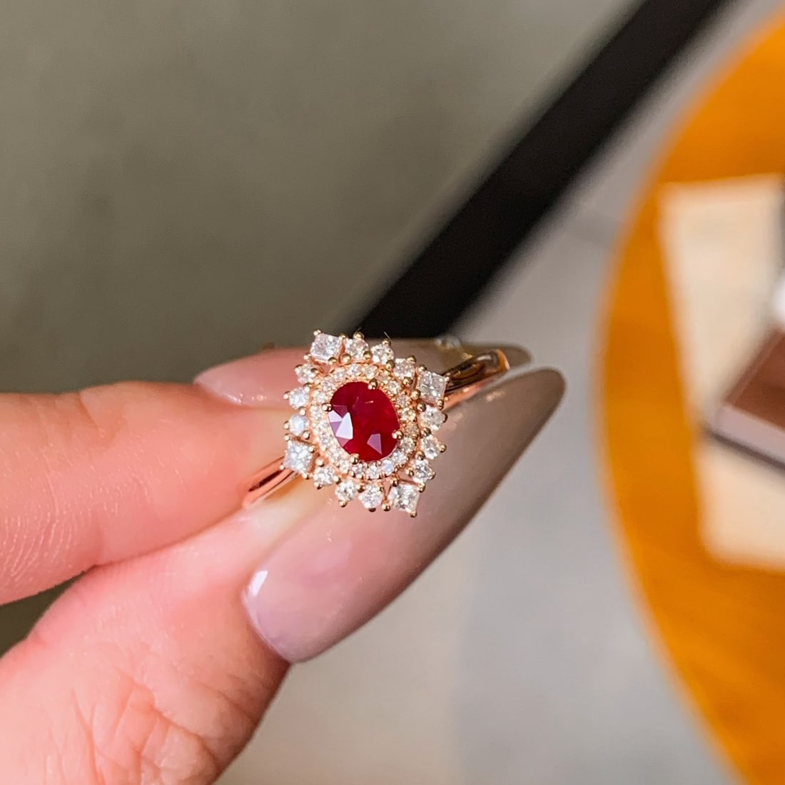 14k Gold 0.86 Ctw Natural Ruby & Diamond Ring - 3