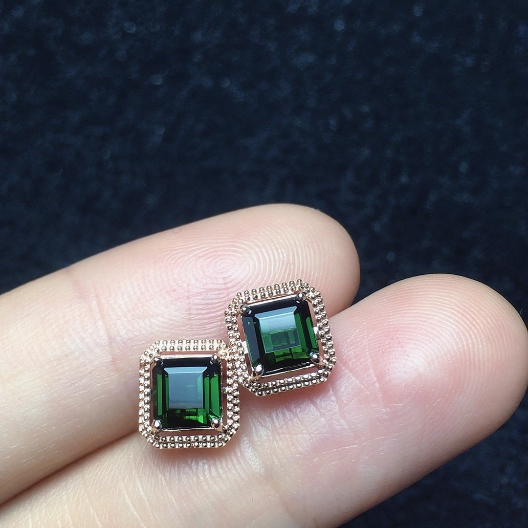 14k Gold 1.76 Ct Natural Tourmaline Earrings