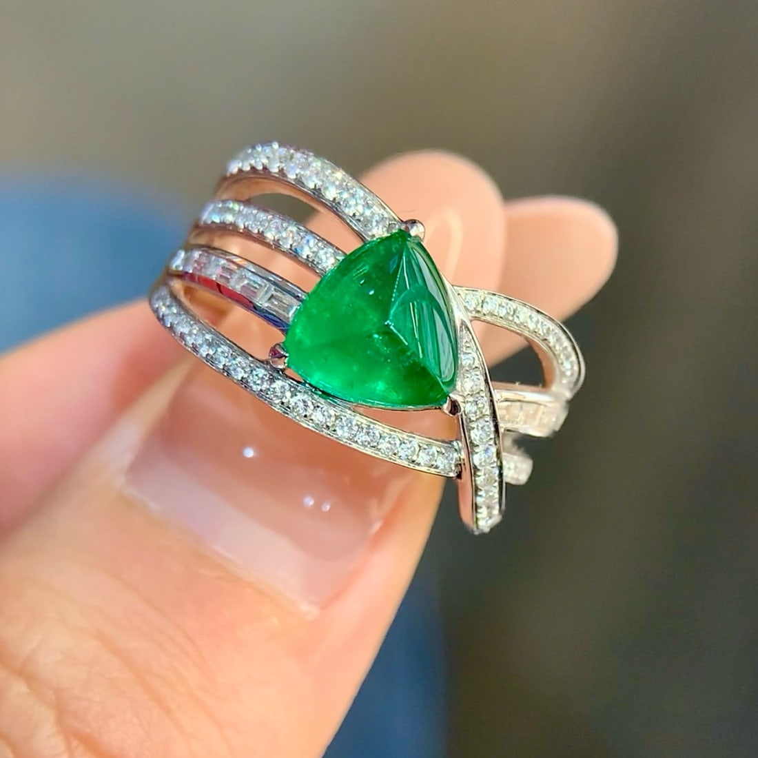 14k Gold 2.32 Ctw Vivid Green Natural Emerald & Diamond Ring - 7