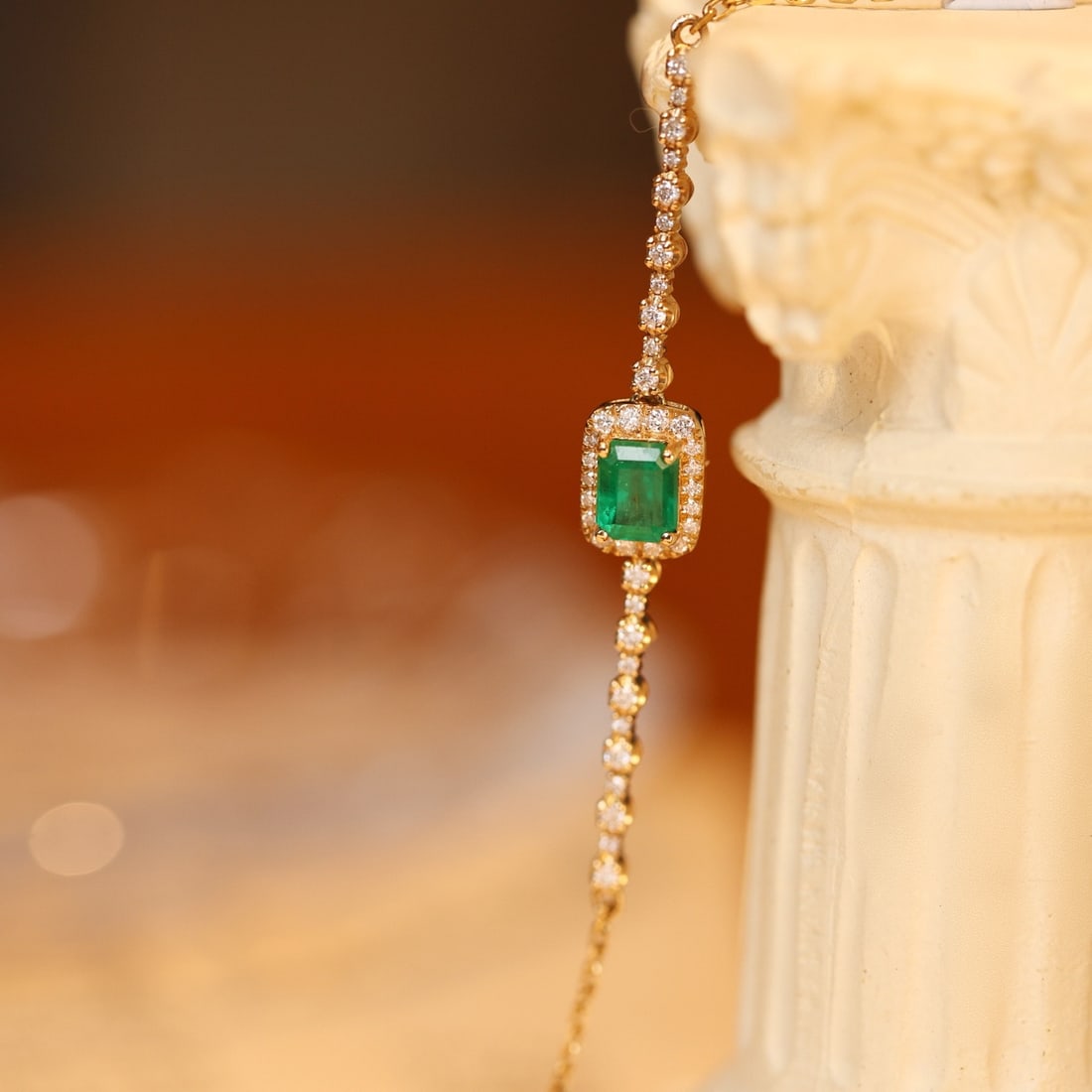 14k Gold 0.71 Ctw Natural Emerald & Diamond Bracelet - 2
