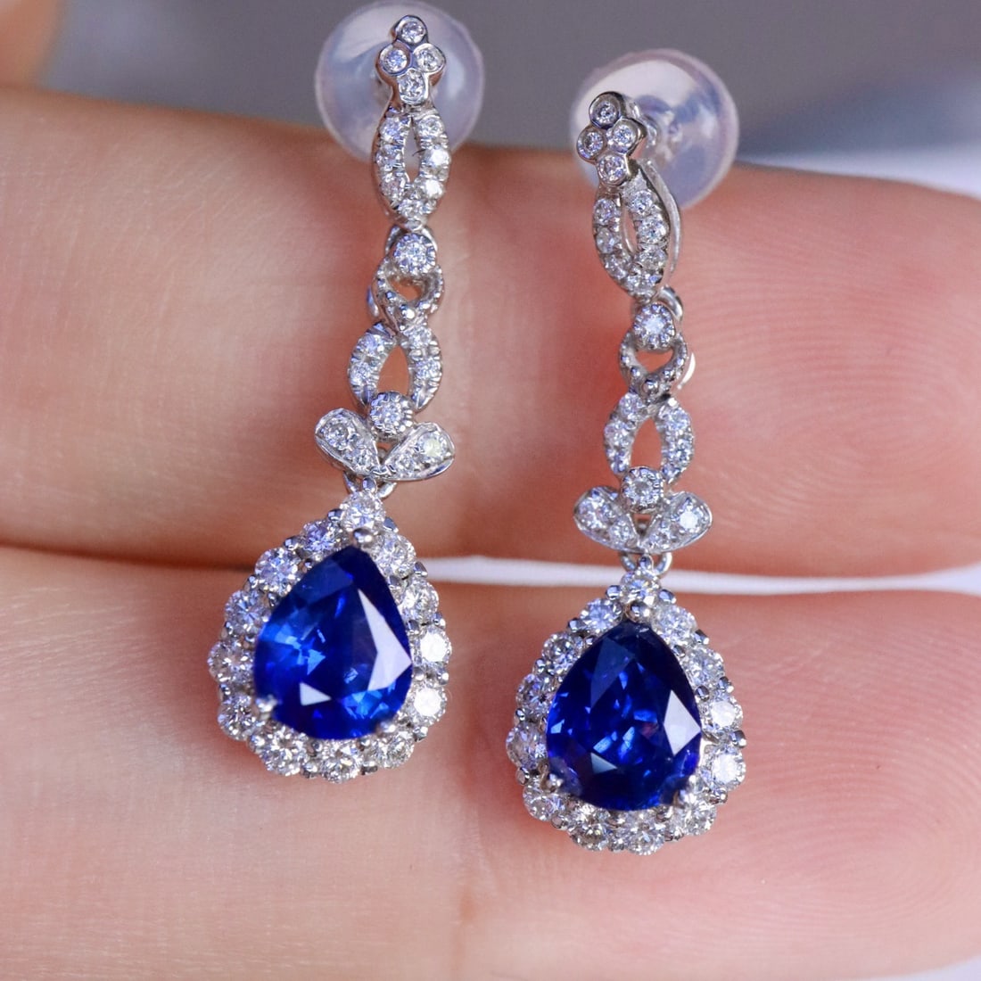 14k Gold 1.62 Ctw Natural Sapphire & Diamond Earrings: Ref:231098149 // gold content:14k gold // main gemstone:sapphire // shape:pear // carat weight:1. 10ct // color:royal blue // treatment:natural // // adjacent gemstone 2 : diamond // shape:round //