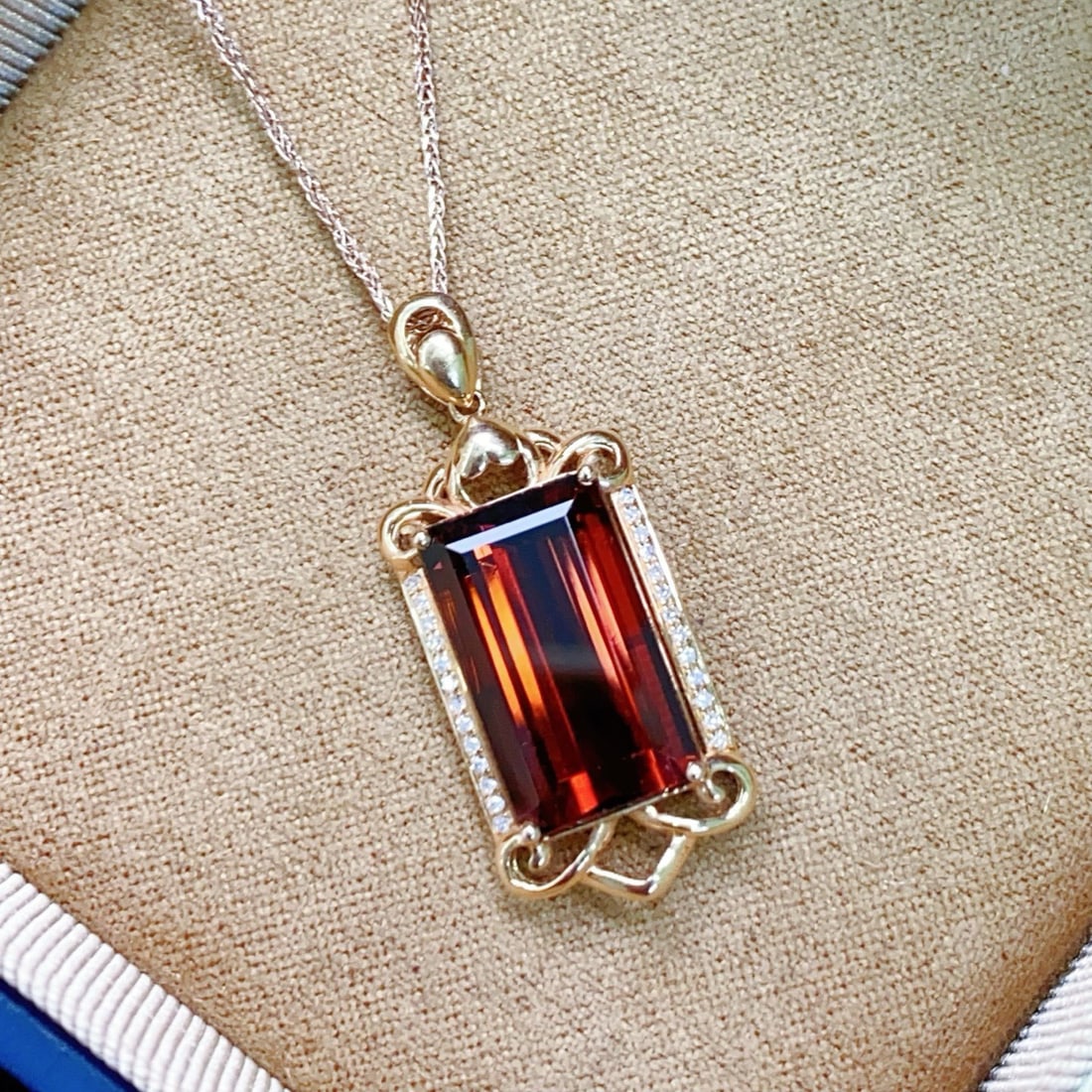 14k Gold 7.78 Ctw Natural Tourmaline & Diamond Pendant( Without Chain ) - 2