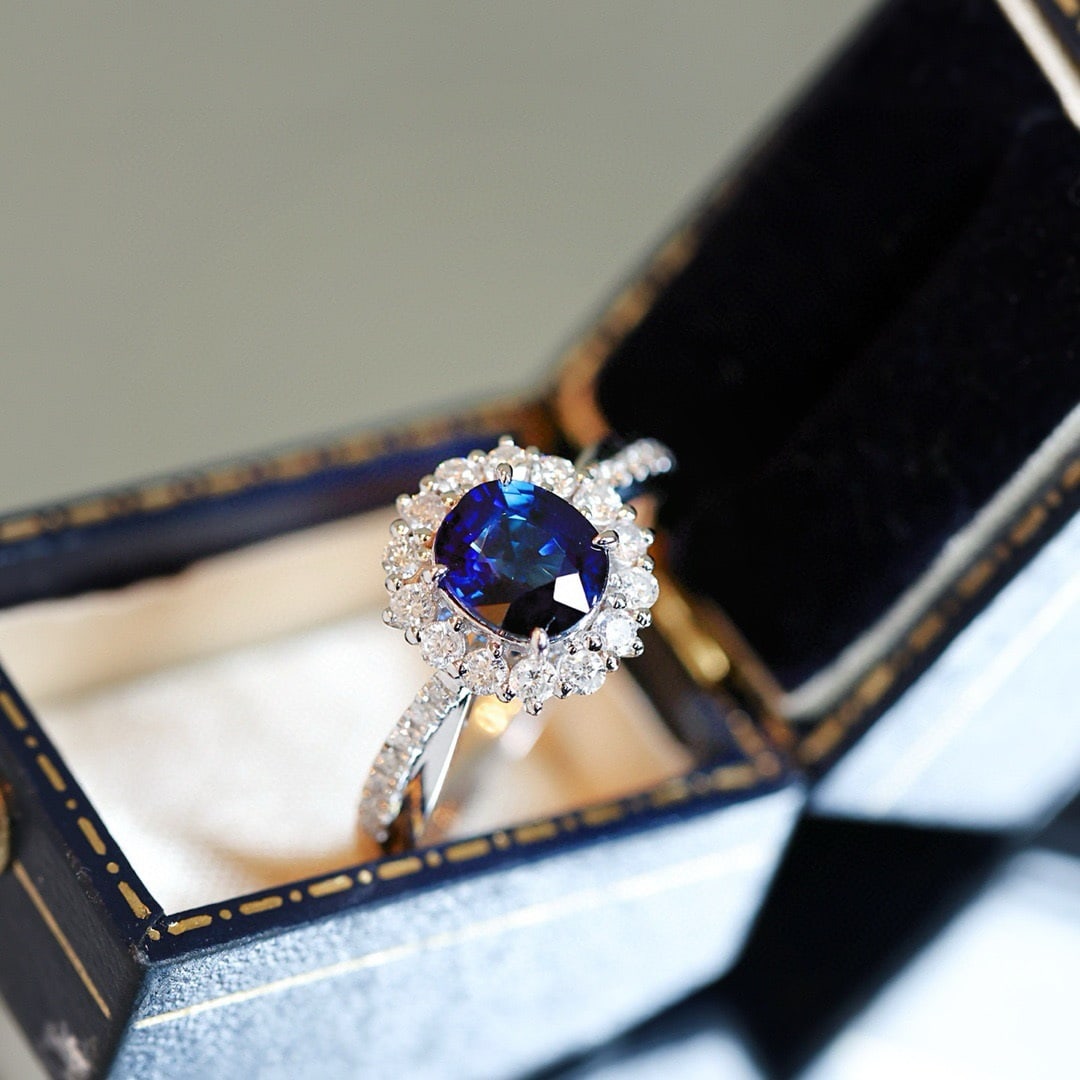 14k Gold 1.66 Ctw Natural Sapphire & Diamond Ring: Ref:231098152 // gold content:14k gold // ring size:7. 25us // // main gemstone:sapphire // shape:oval // carat weight:1. 20ct // color:royal blue // treatment:natural // // adjacent gemstone 2 :
