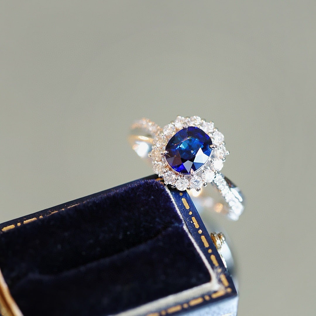 14k Gold 1.66 Ctw Natural Sapphire & Diamond Ring - 3
