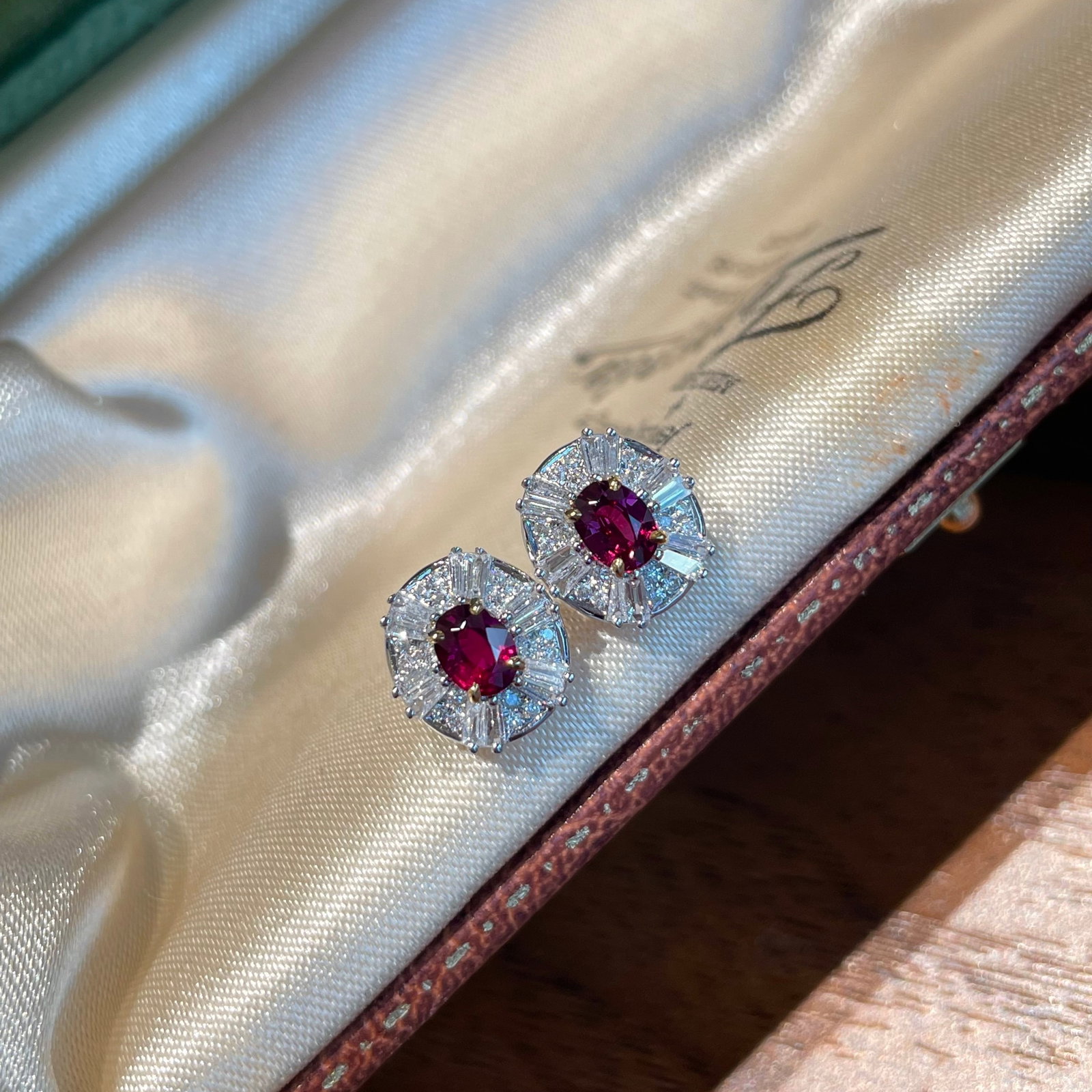 14k Gold 0.68 Ct Natural Ruby & Diamond Earrings - 7