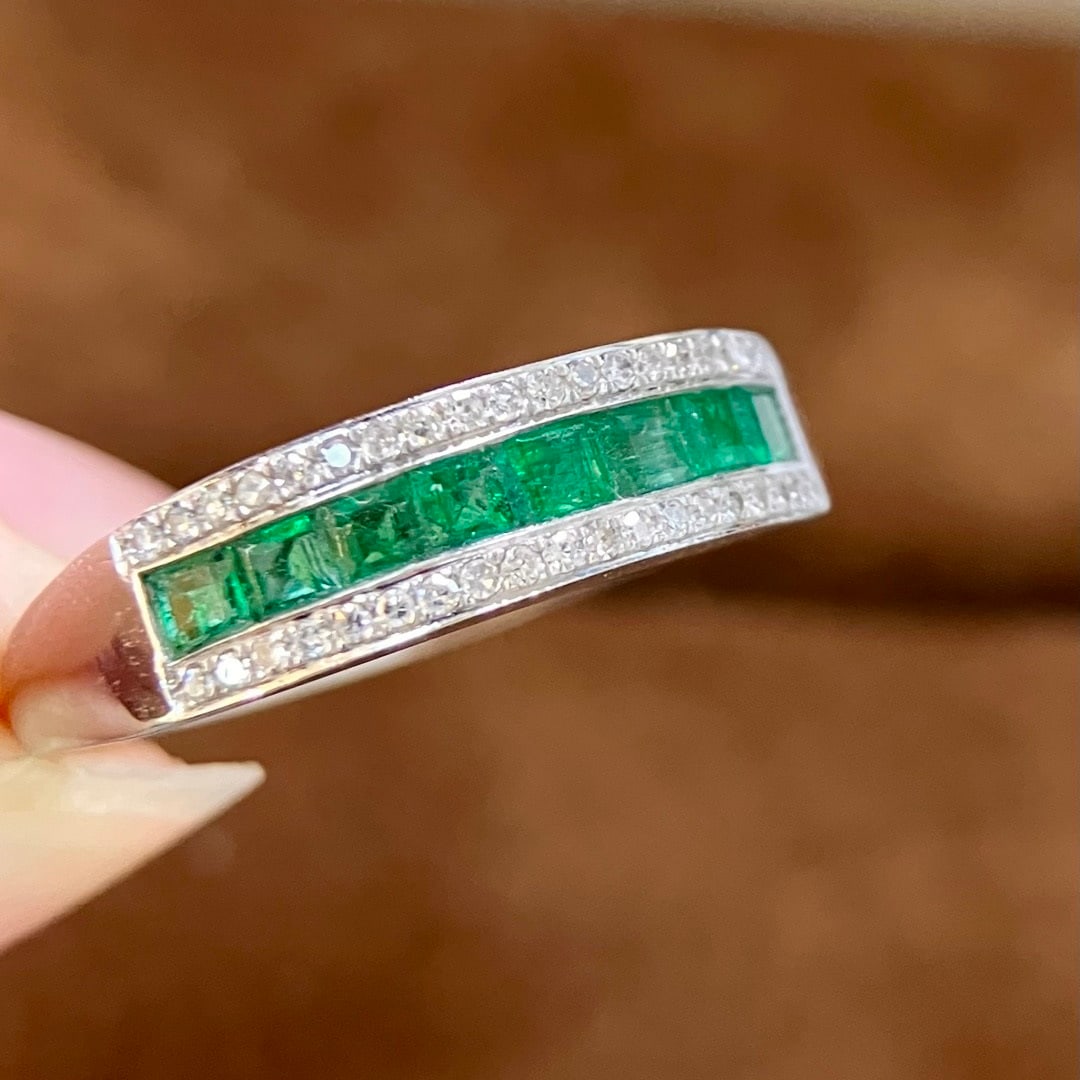 14k Gold 0.72 Ctw Natural Emerald & Diamond Ring - 2