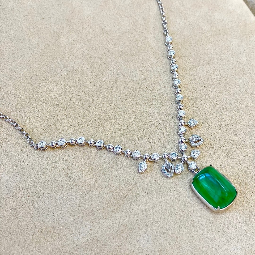 14k Gold 10.36 Ctw Vivid Green Natural Emerald & Diamond Necklace - 5