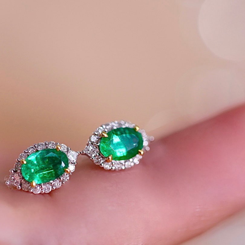 14k Gold 1.11 Ctw Vivid Green Natural Emerald & Diamond Earrings - 2