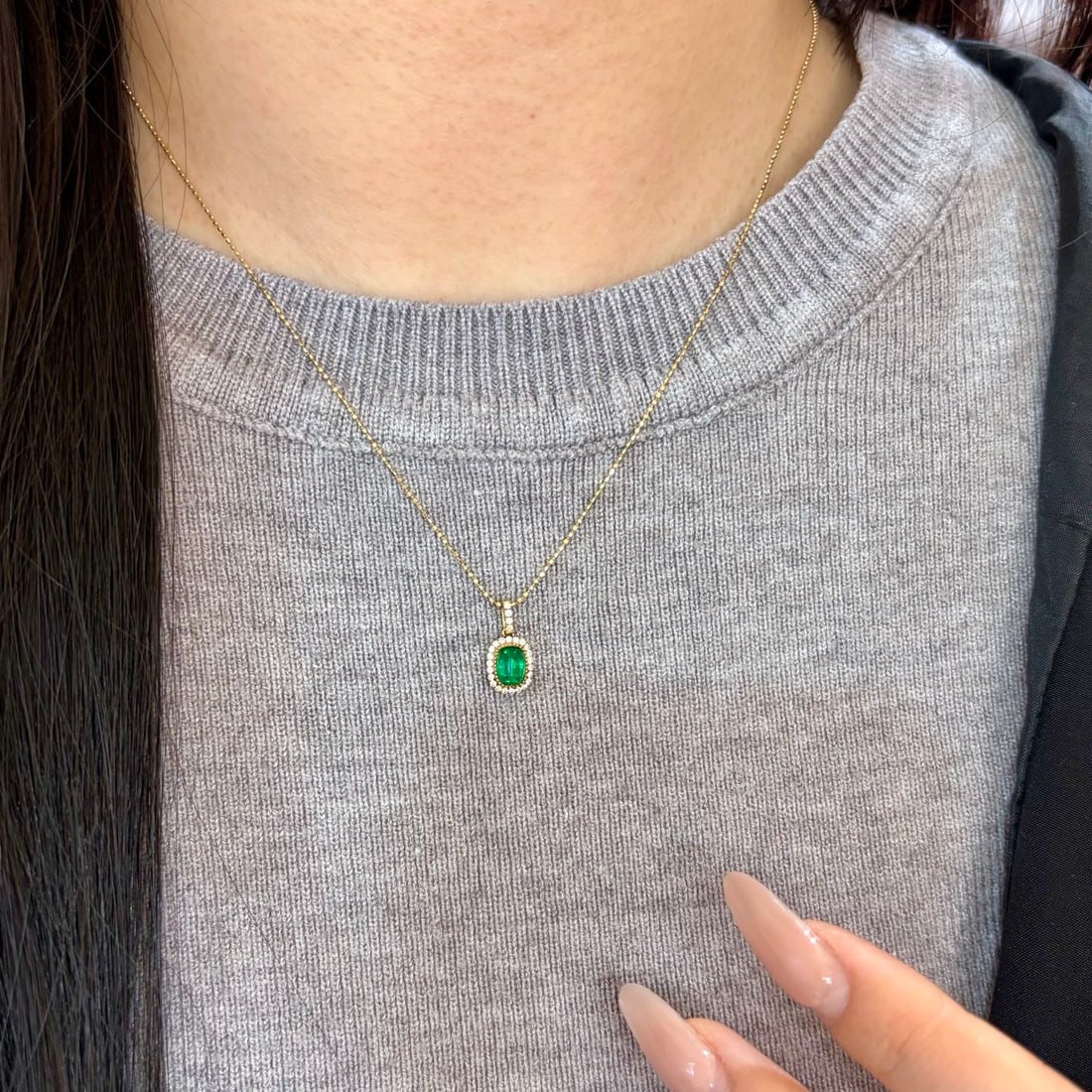 14k Gold 0.82 Ctw Natural Emerald & Diamond Pendant( Without Chain ) - 4