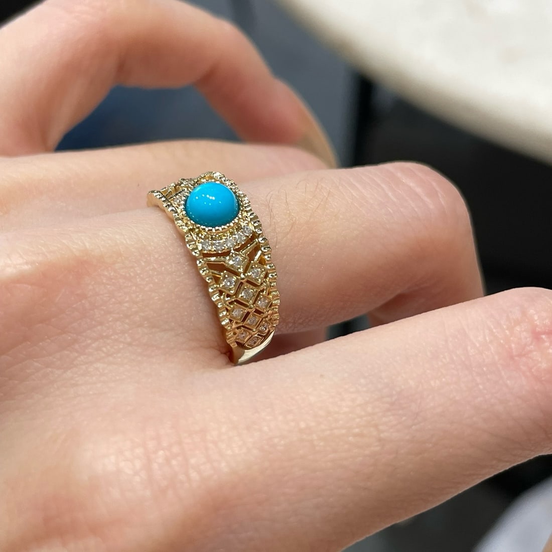 14k Gold 0.5 Ct Natural Blue Turquoise & Diamond Ring - 6