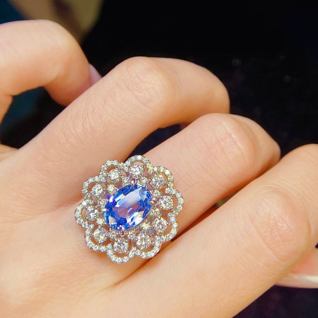 14k Gold 4 Ctw Natural Sapphire & Diamond Ring - 4