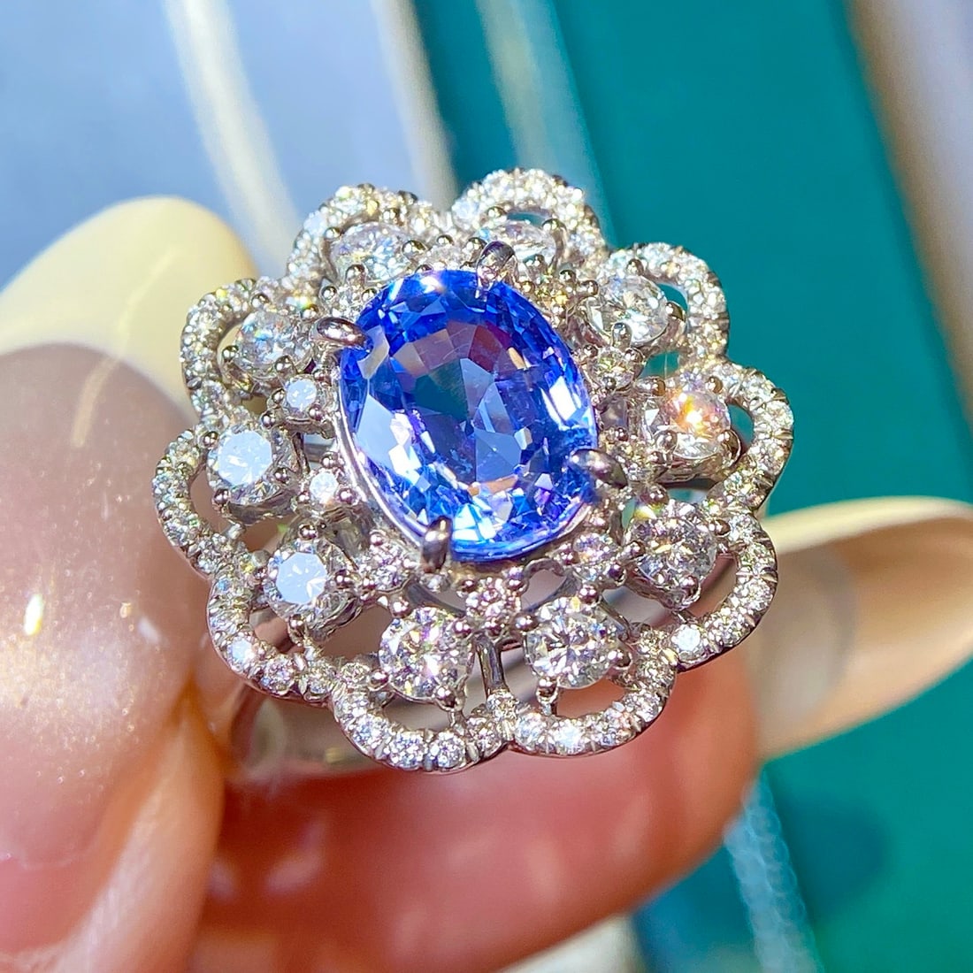 14k Gold 4 Ctw Natural Sapphire & Diamond Ring - 6