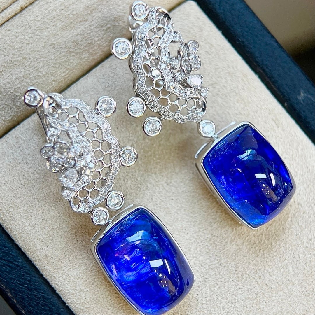 14k Gold 28.71 Ctw Natural Tanzanite & Diamond Earrings - 4