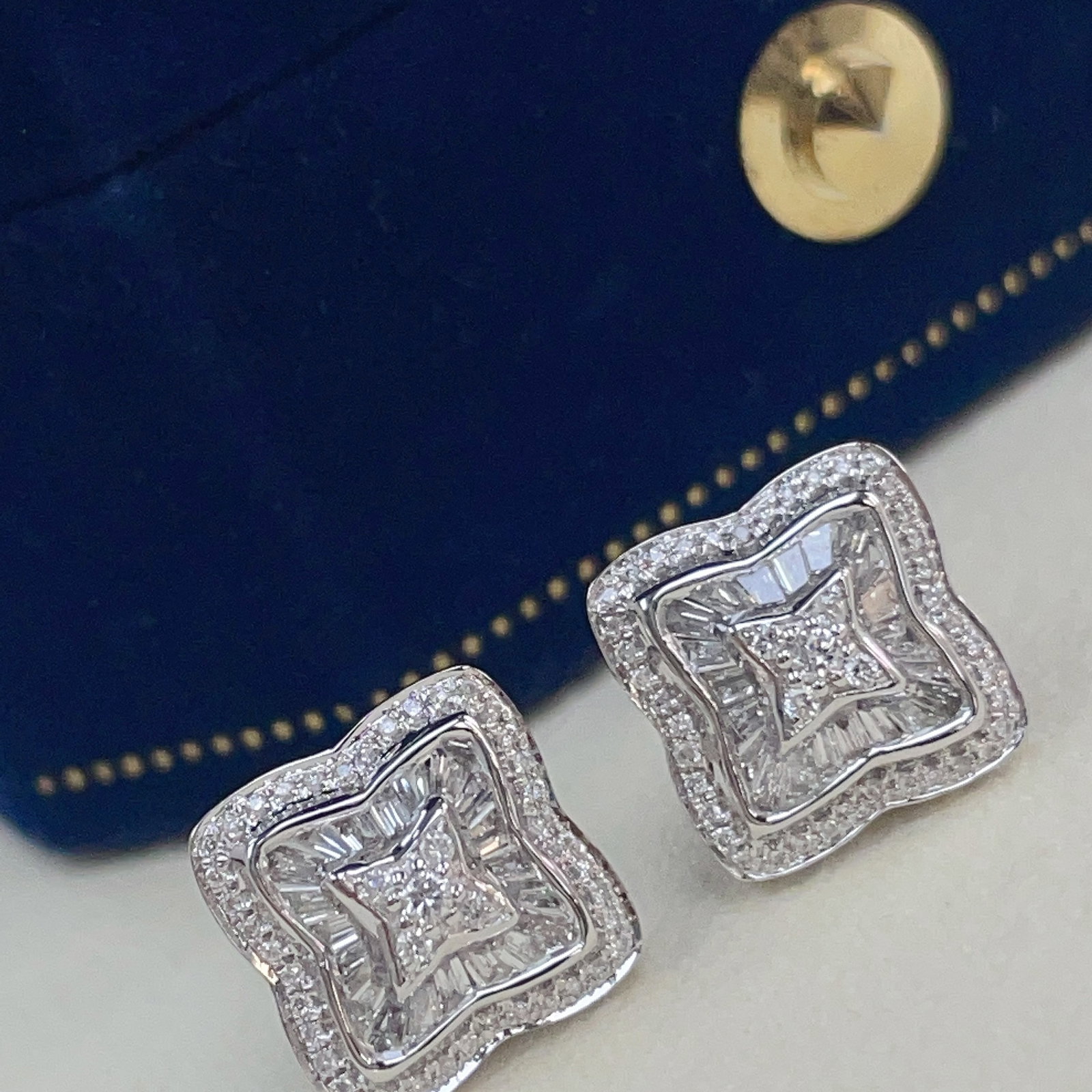 14k Gold 0.34 Ct Natural H Diamond Earrings