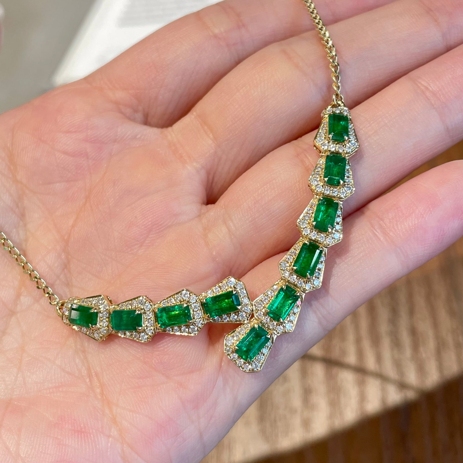 14k Gold 3 Ct Vivid Green Natural Emerald & Diamond Necklace