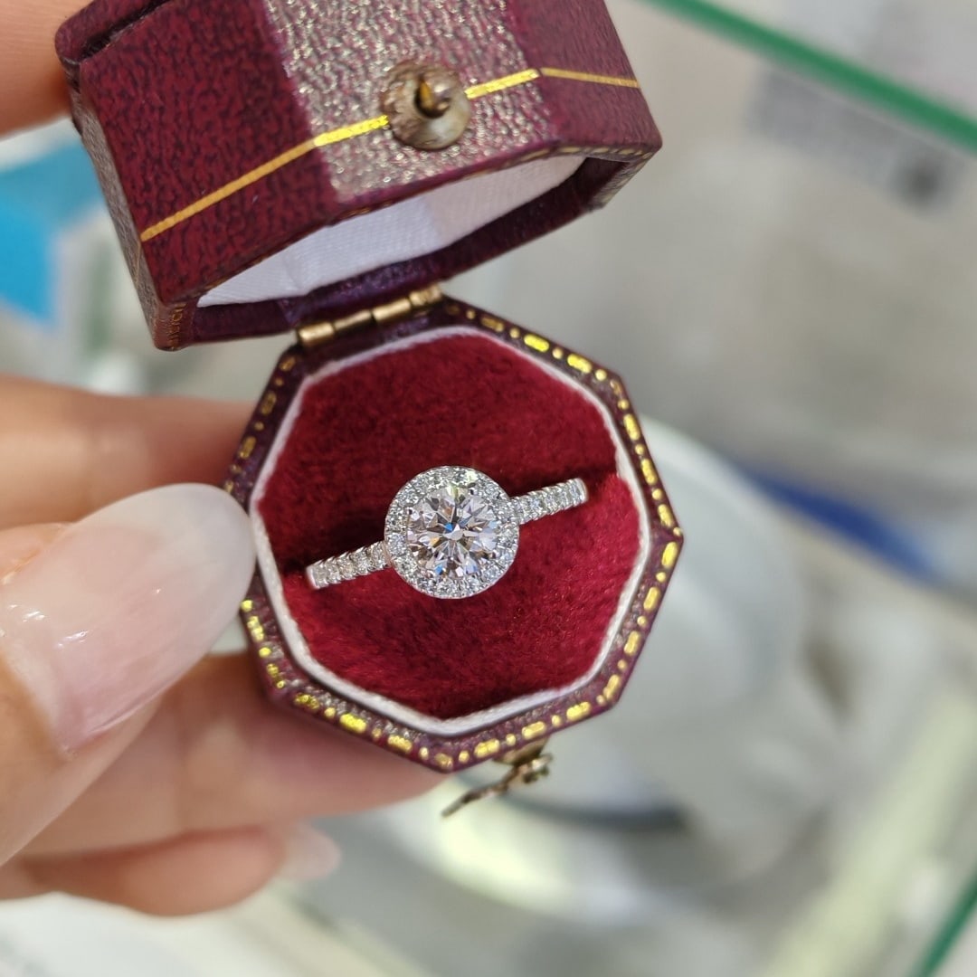 14k Gold 0.69 Ctw Natural H Diamond Ring - 2