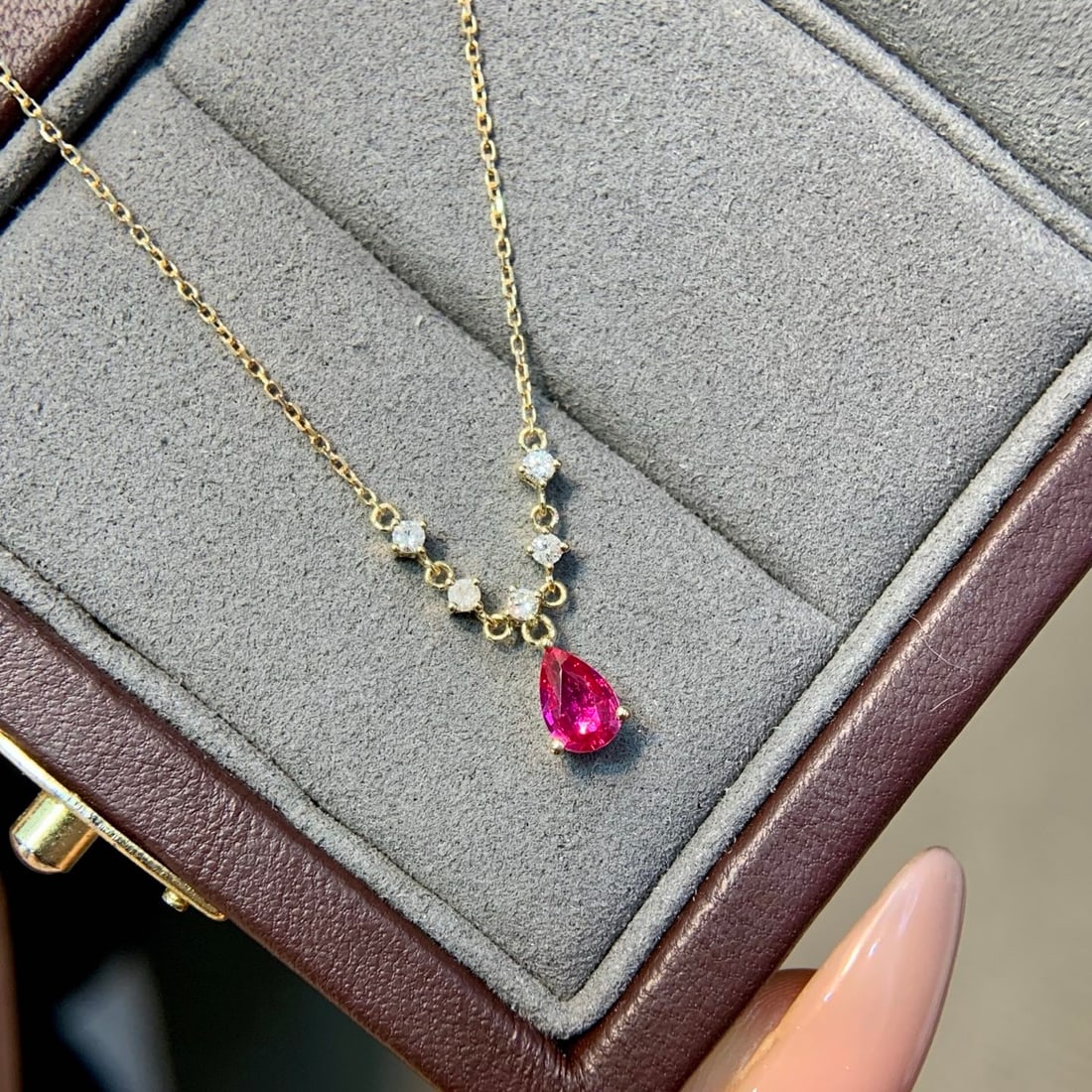 14k Gold 0.56 Ctw Natural Ruby & Diamond Necklace - 4