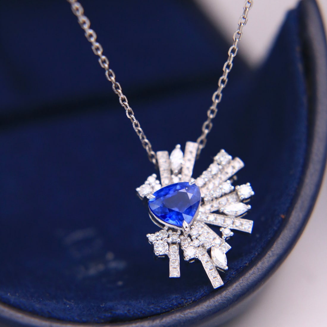 14k Gold 1.65 Ctw Natural Sapphire & Diamond Brooch/pendant( Without Chain ) - 3