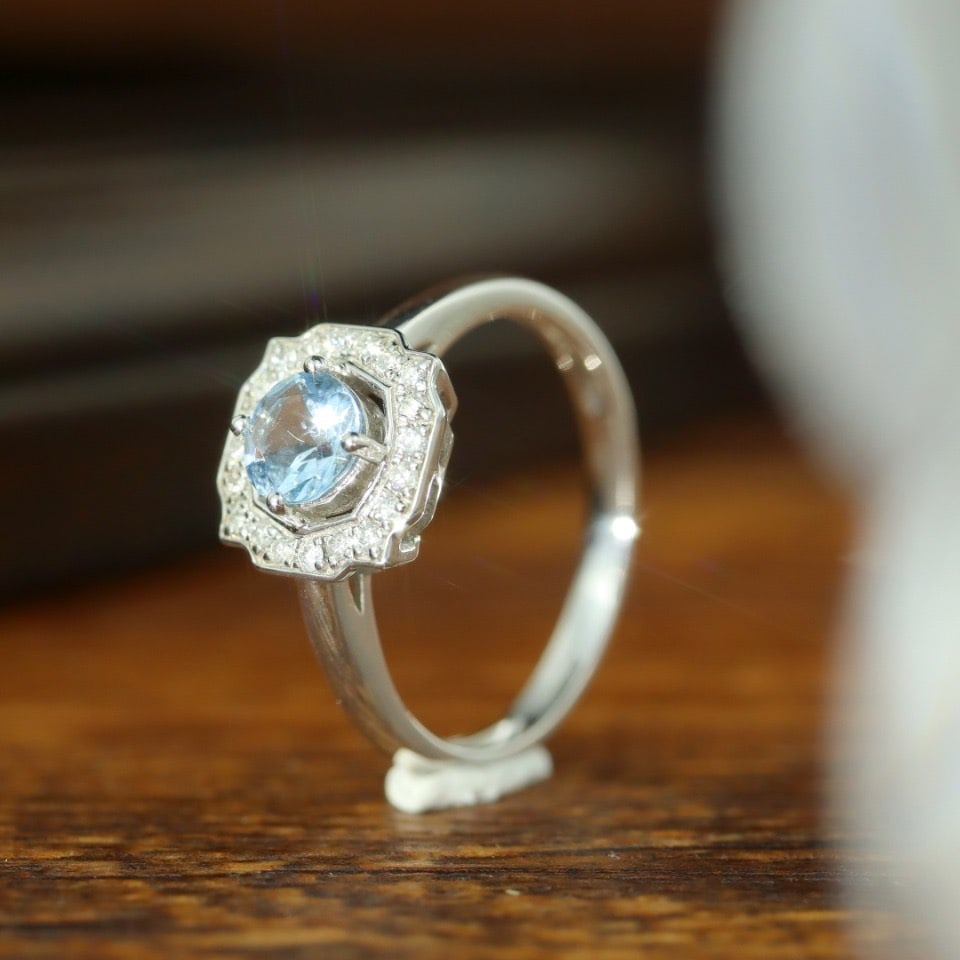 14k Gold 0.55 Ctw Natural Aquamarine & Diamond Ring - 4