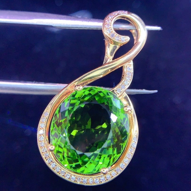 14k Gold 7.0 Ct Natural Tourmaline & Diamond Pendant( Without Chain ) - 3