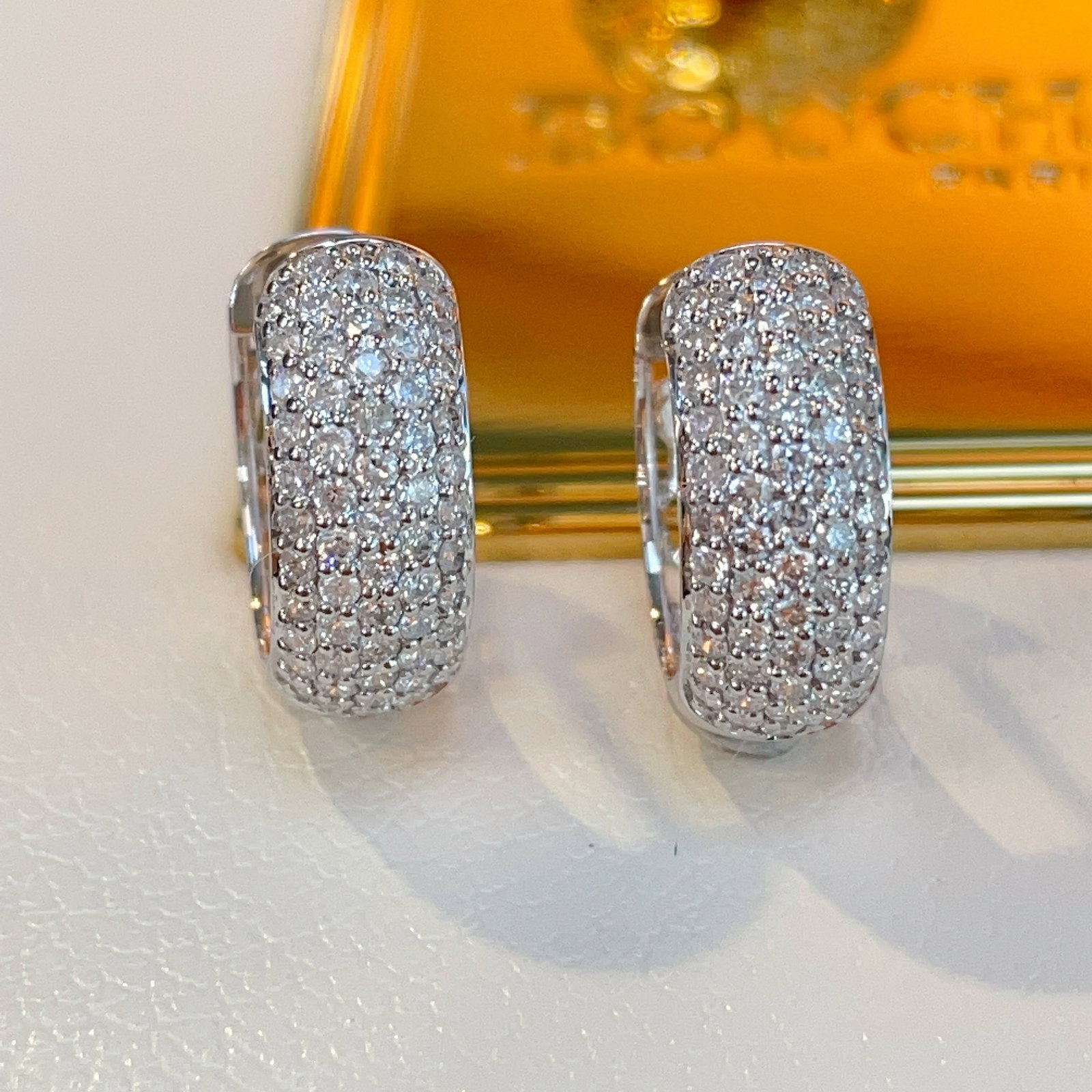 14k Gold 0.66 Ct Natural H Diamond Earrings - 4