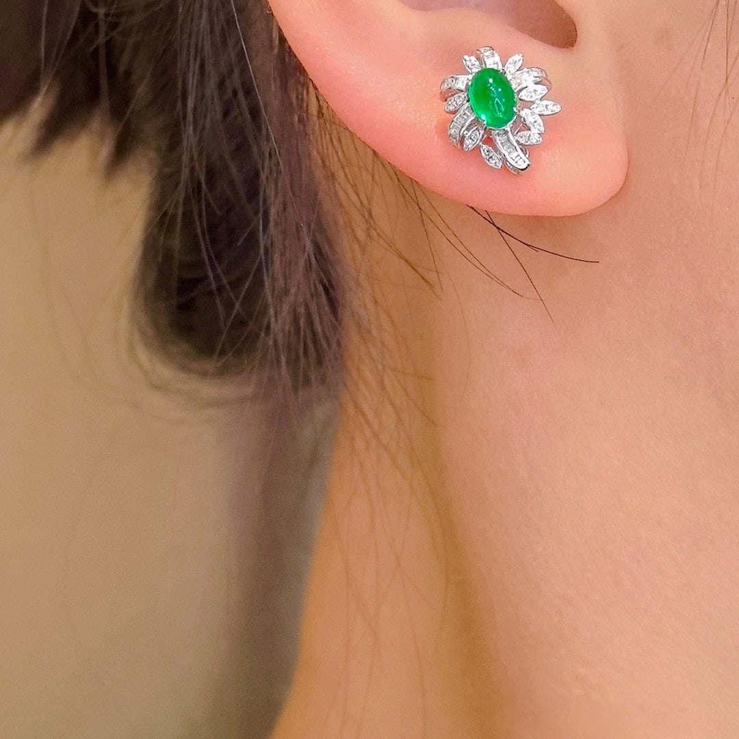 14k Gold 1.80 Ctw Vivid Green Natural Emerald & Diamond Earrings - 6
