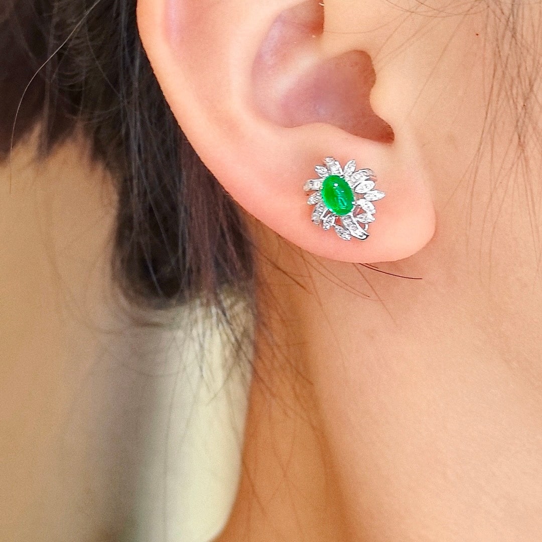 14k Gold 1.80 Ctw Vivid Green Natural Emerald & Diamond Earrings - 7