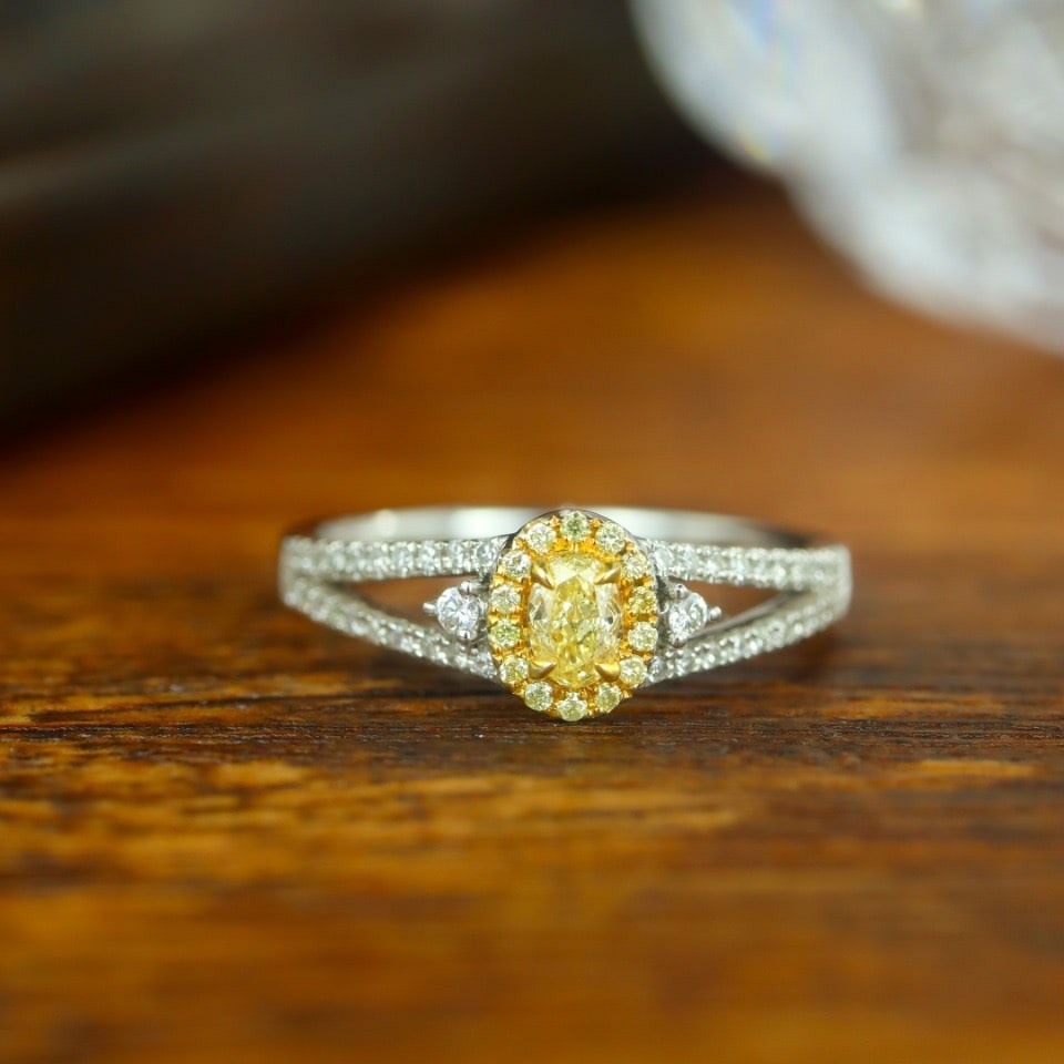 14k Gold 0.36 Ctw Natural Yellow Diamond & Diamond Ring: Ref:231098316 // gold content:14k gold // ring size:7. 25us // // main gemstone:yellow diamond // shape:oval // carat weight:0. 18ct // color:yellow // treatment:natural // // adjacent gemstone 2 : di