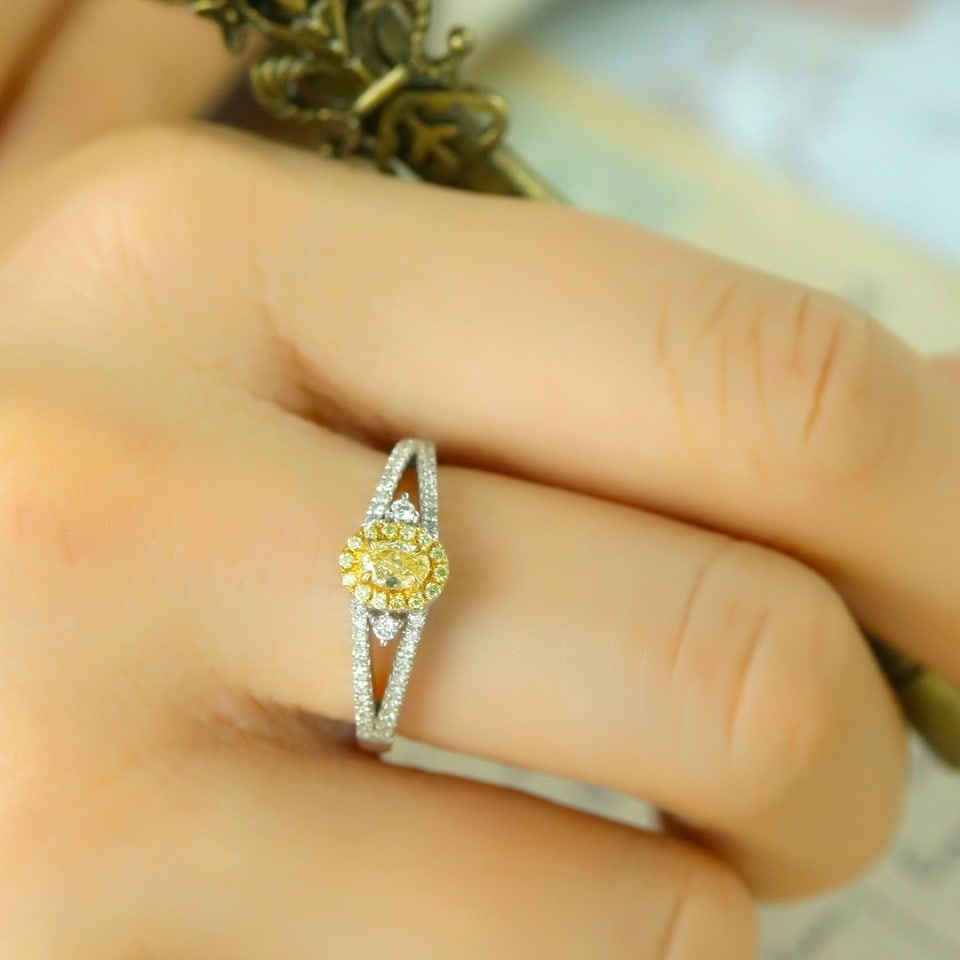 14k Gold 0.36 Ctw Natural Yellow Diamond & Diamond Ring - 5