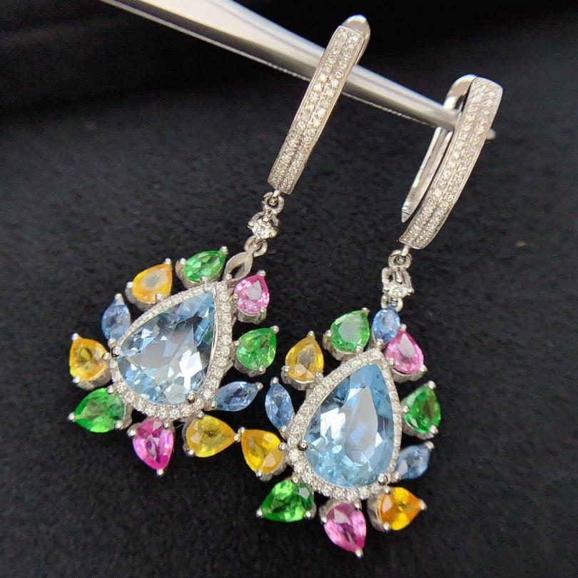 14k Gold 5.3 Ct Natural Aquamarine & Diamond Earrings - 4