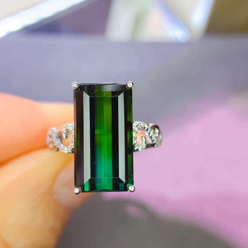 14k Gold 7.8 Ct Natural Tourmaline & Diamond Ring