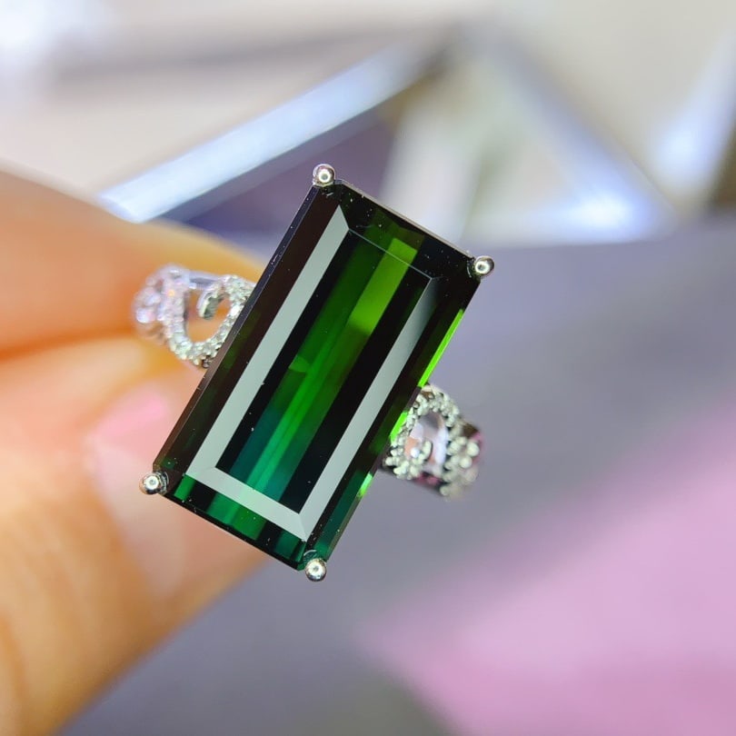 14k Gold 7.8 Ct Natural Tourmaline & Diamond Ring - 3