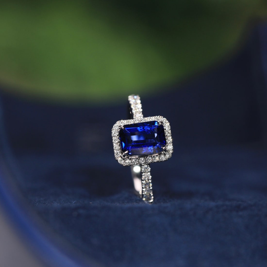 14k Gold 1.17 Ctw Natural Sapphire & Diamond Ring - 3