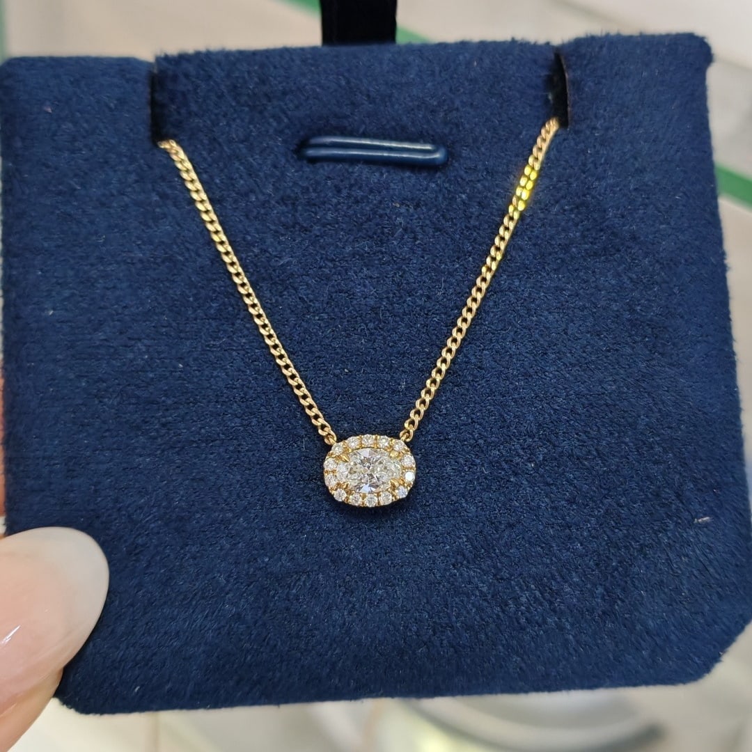 Gia Certified 14k Gold 0.3 Ct Natural F Si2 Oval Diamond Necklace - 2