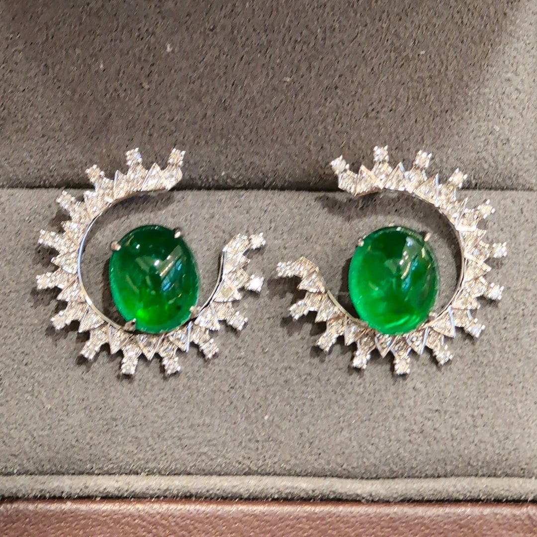 14k Gold 6.66 Ctw Vivid Green Natural Emerald & Diamond Earrings - 2