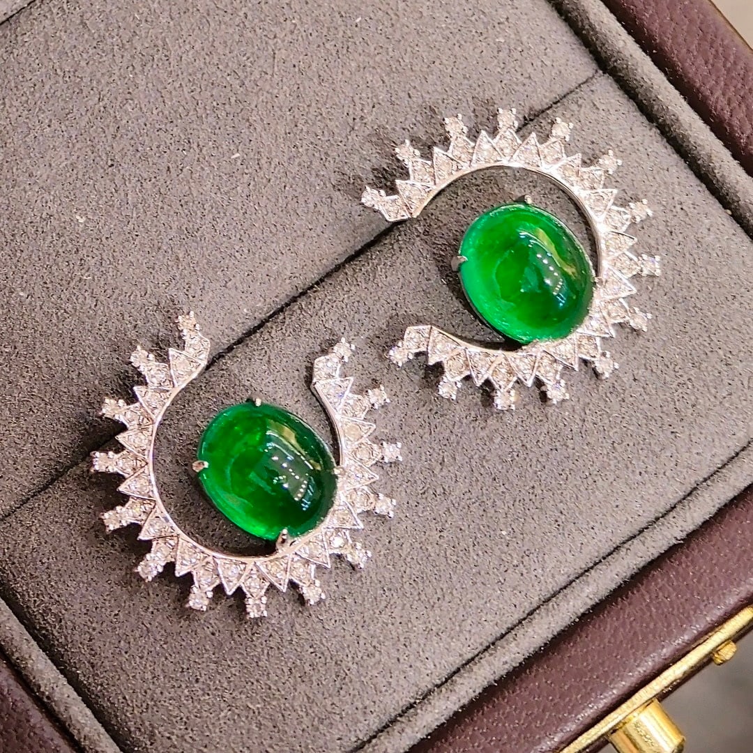 14k Gold 6.66 Ctw Vivid Green Natural Emerald & Diamond Earrings - 4