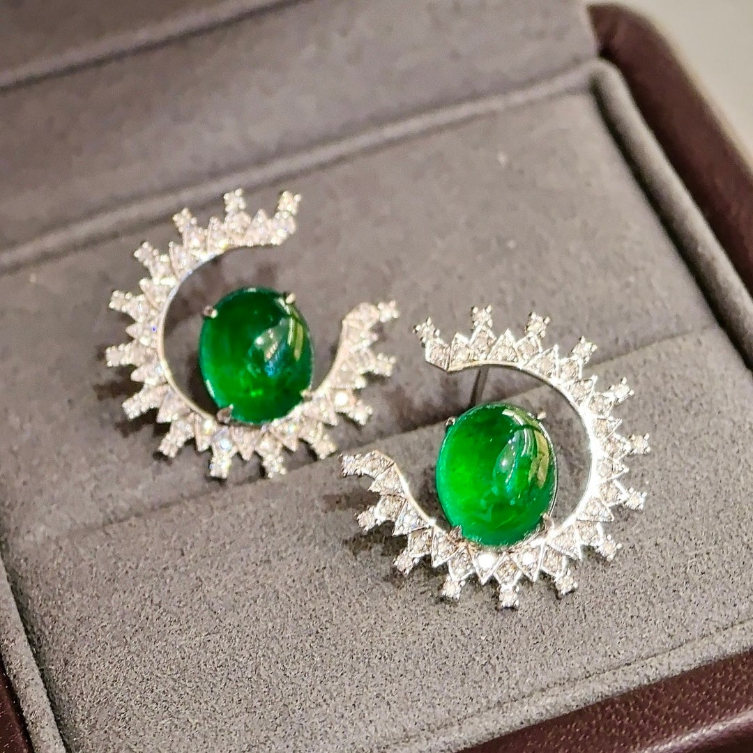 14k Gold 6.66 Ctw Vivid Green Natural Emerald & Diamond Earrings - 5