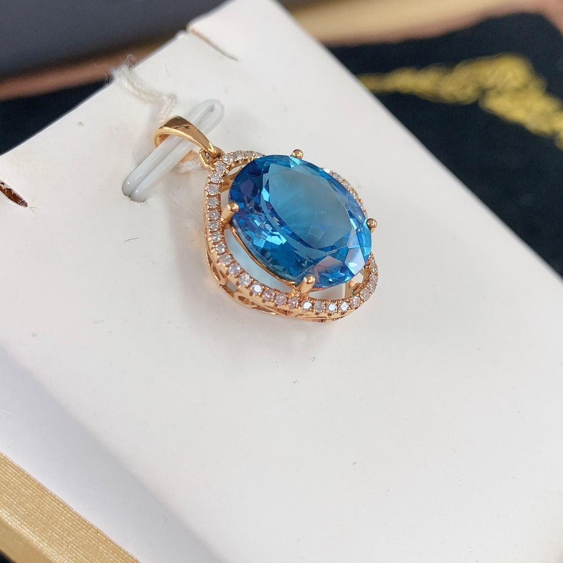 14k Gold 8.87 Ctw Natural Topaz & Diamond Pendant( Without Chain ) - 4