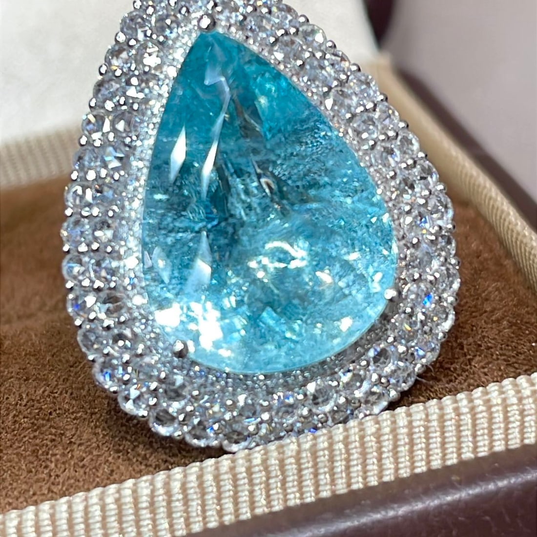 14k Gold 12.25 Ctw Natural Paraiba Tourmaline & Diamond Ring/pendant( Without Chain )