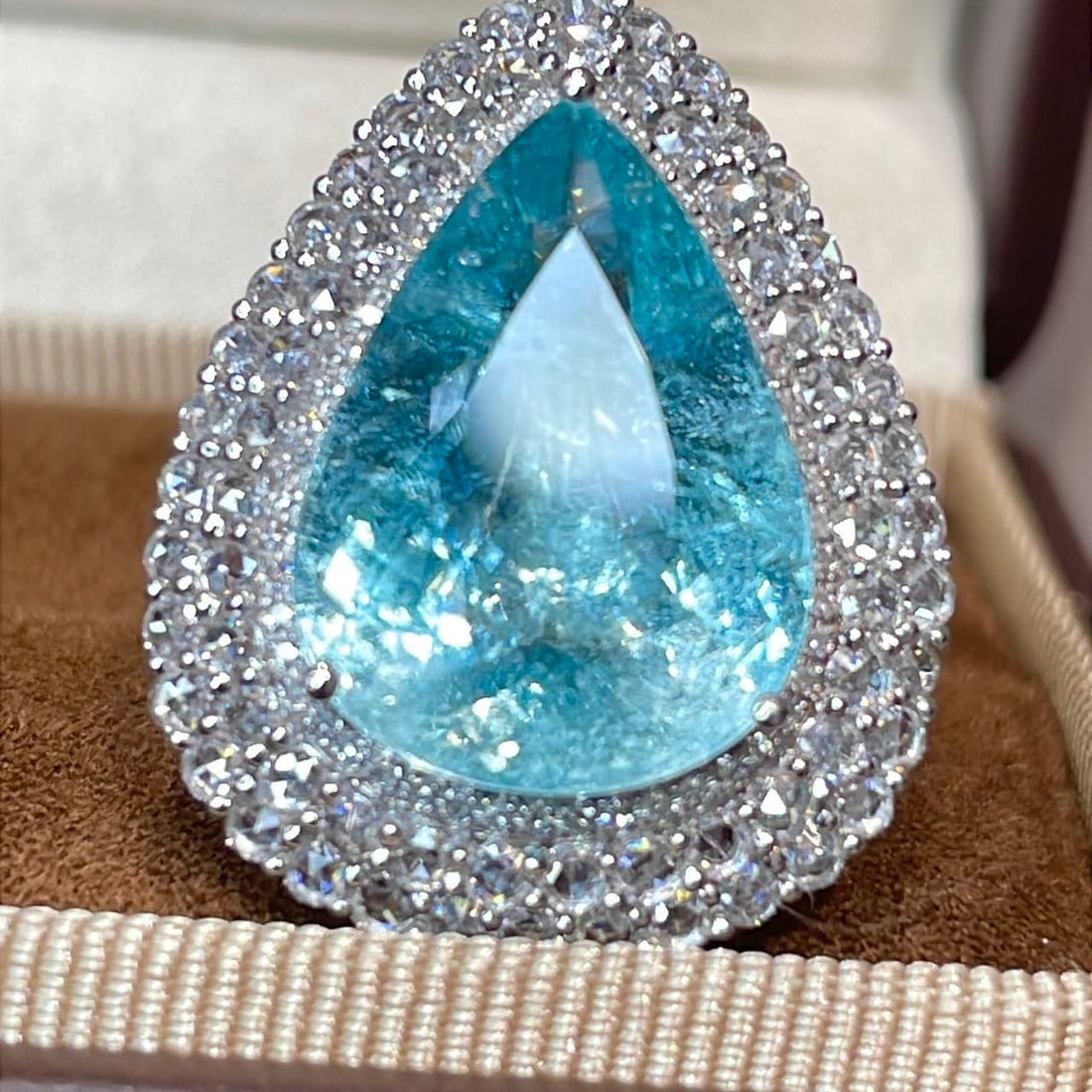 14k Gold 12.25 Ctw Natural Paraiba Tourmaline & Diamond Ring/pendant( Without Chain ) - 2